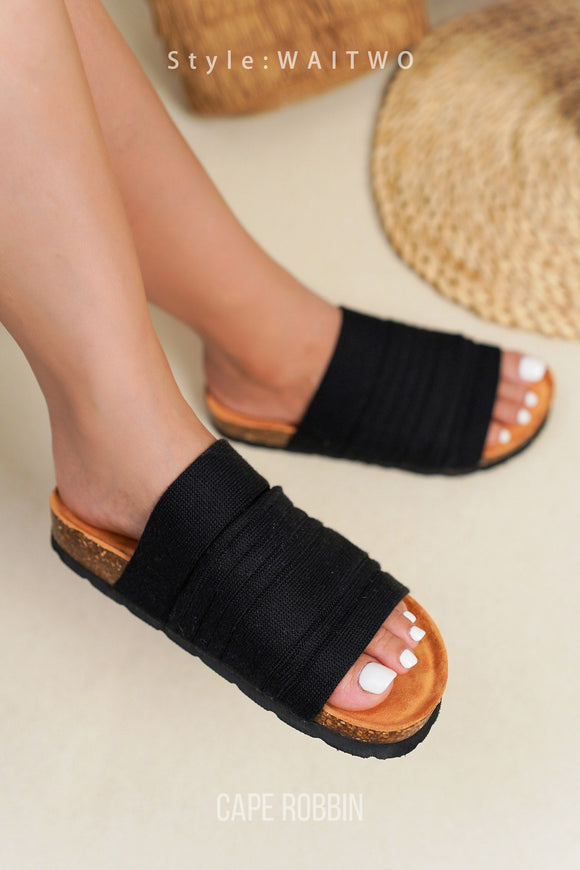 CAPE ROBBIN CALIDA - BLACK