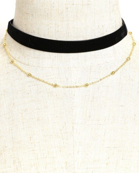 Gold pearl velvet Choker