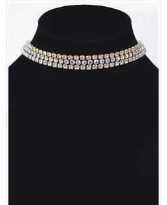 In 3’s necklace