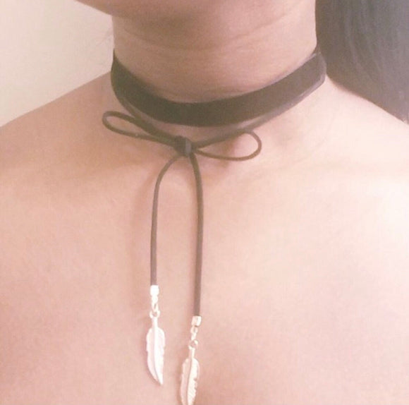 Velvet Tips Choker